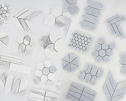 米国市場で最も一般的な白大理石のカットサイズおよびモザイクタイルの仕様